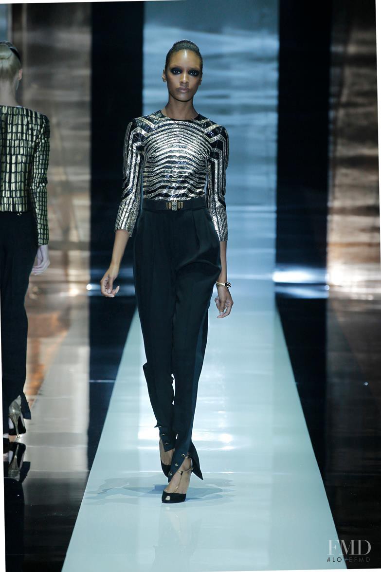 Jourdan Dunn featured in  the Gucci fashion show for Spring/Summer 2012