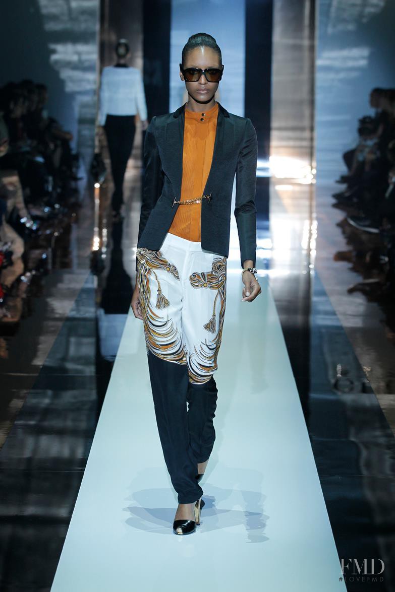 Jourdan Dunn featured in  the Gucci fashion show for Spring/Summer 2012