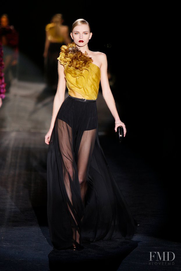 Anabela Belikova featured in  the Gucci fashion show for Autumn/Winter 2011