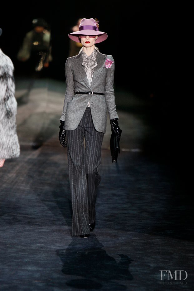 Melissa Tammerijn featured in  the Gucci fashion show for Autumn/Winter 2011