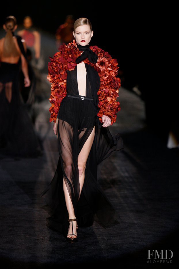 Kasia Struss featured in  the Gucci fashion show for Autumn/Winter 2011