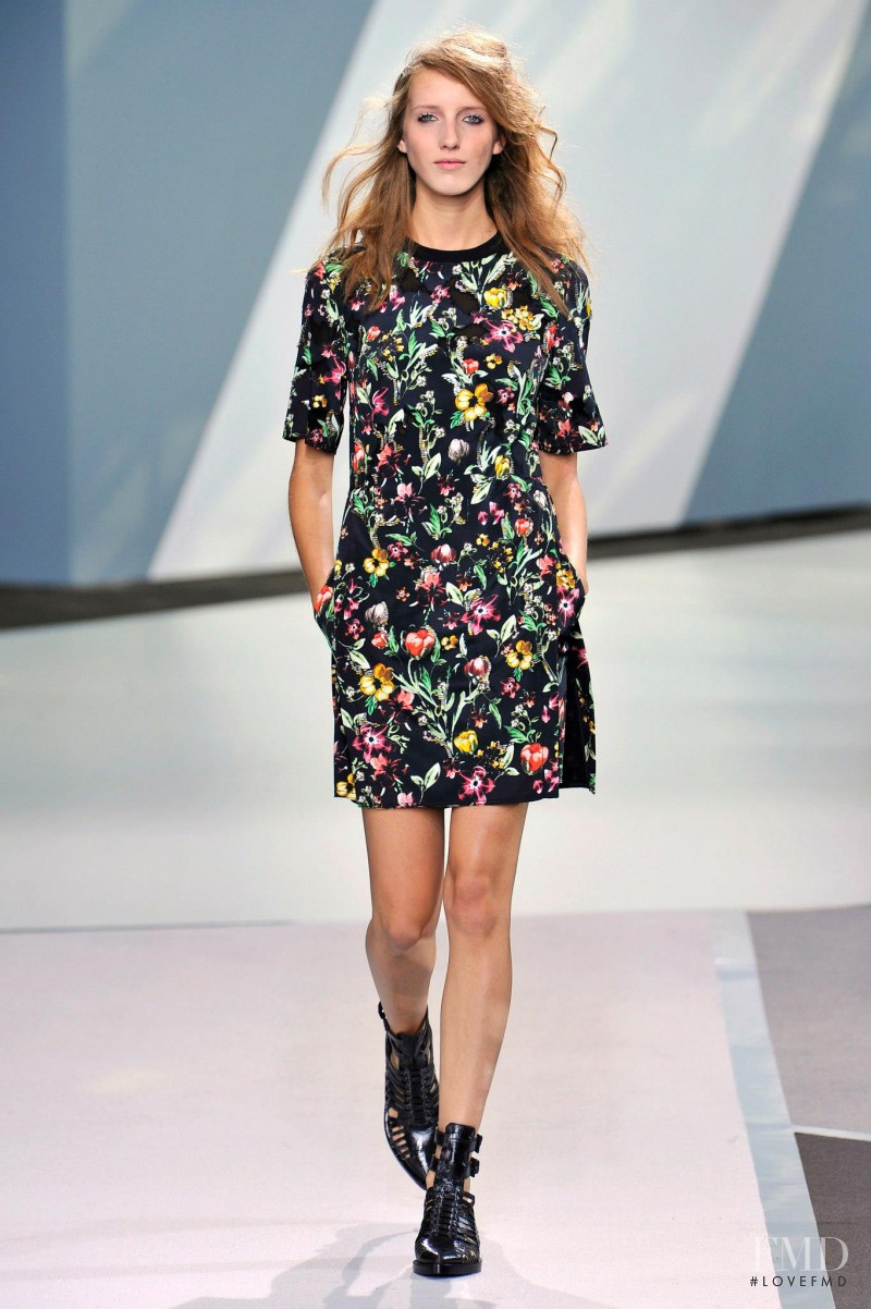 Iris Egbers featured in  the 3.1 Phillip Lim fashion show for Spring/Summer 2013