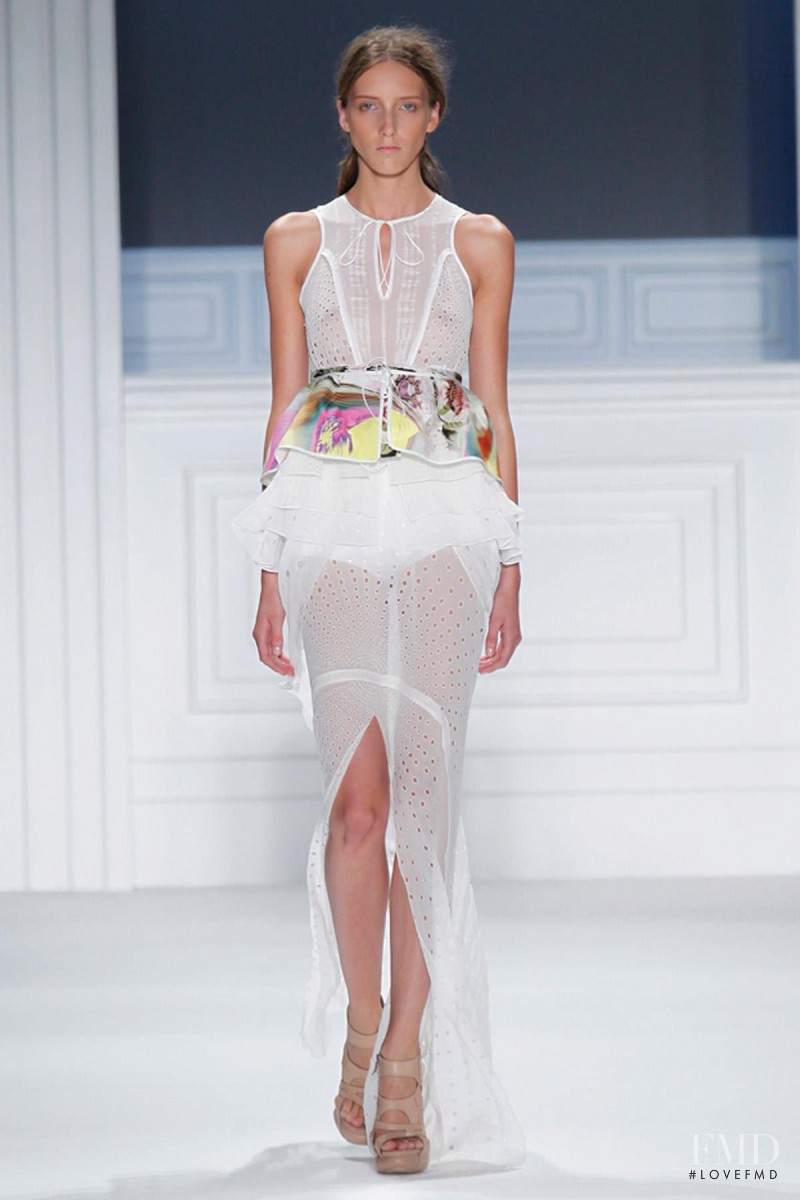 Iris Egbers featured in  the Vera Wang fashion show for Spring/Summer 2012