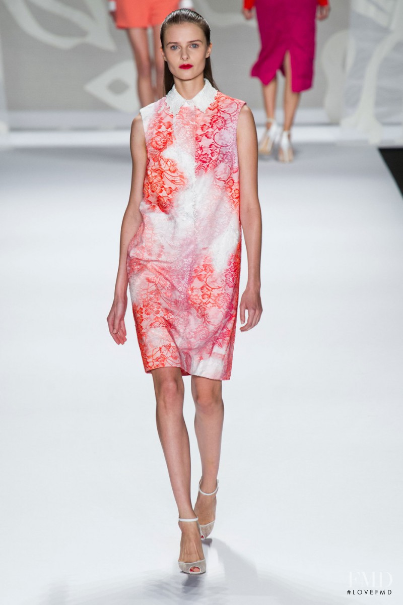 Monique Lhuillier fashion show for Spring/Summer 2014