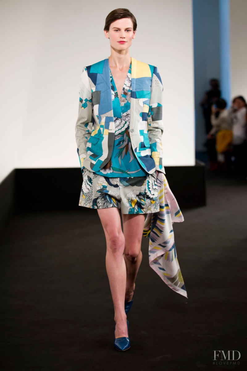 Saskia de Brauw featured in  the Hermès fashion show for Spring/Summer 2013