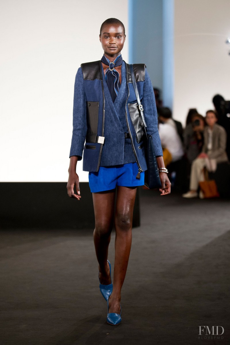 Ataui Deng featured in  the Hermès fashion show for Spring/Summer 2013
