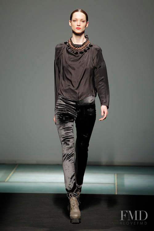 Sur fashion show for Autumn/Winter 2013