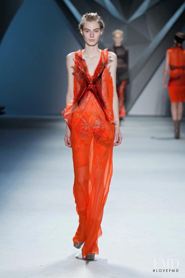 Julia Nobis featured in  the Vera Wang fashion show for Autumn/Winter 2012