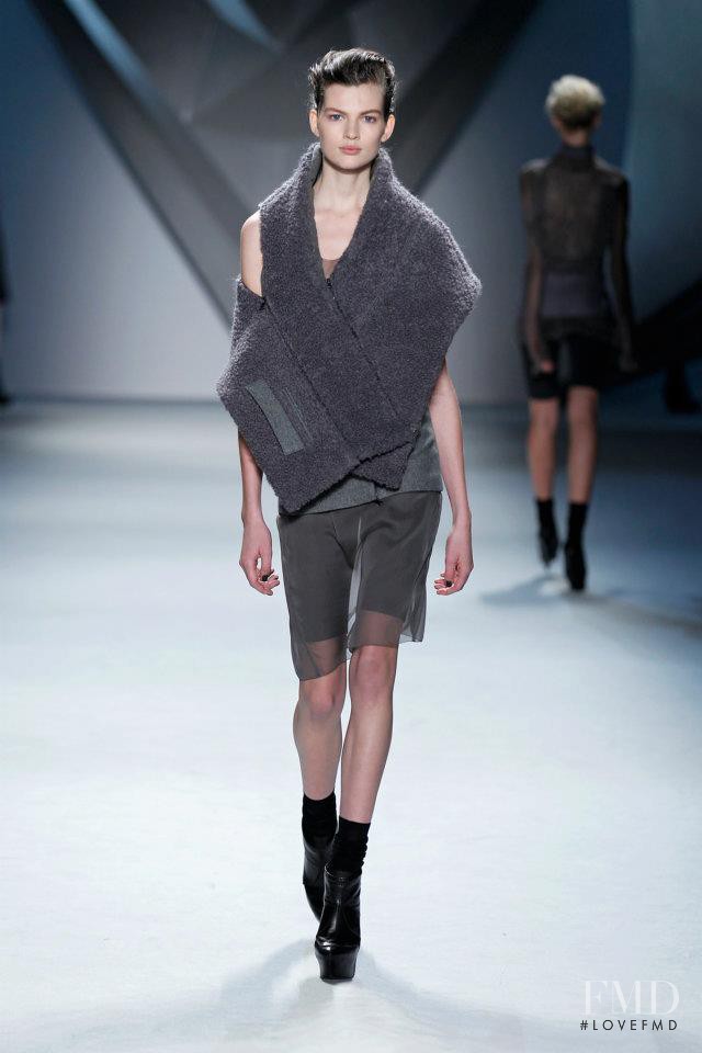 Bette Franke featured in  the Vera Wang fashion show for Autumn/Winter 2012
