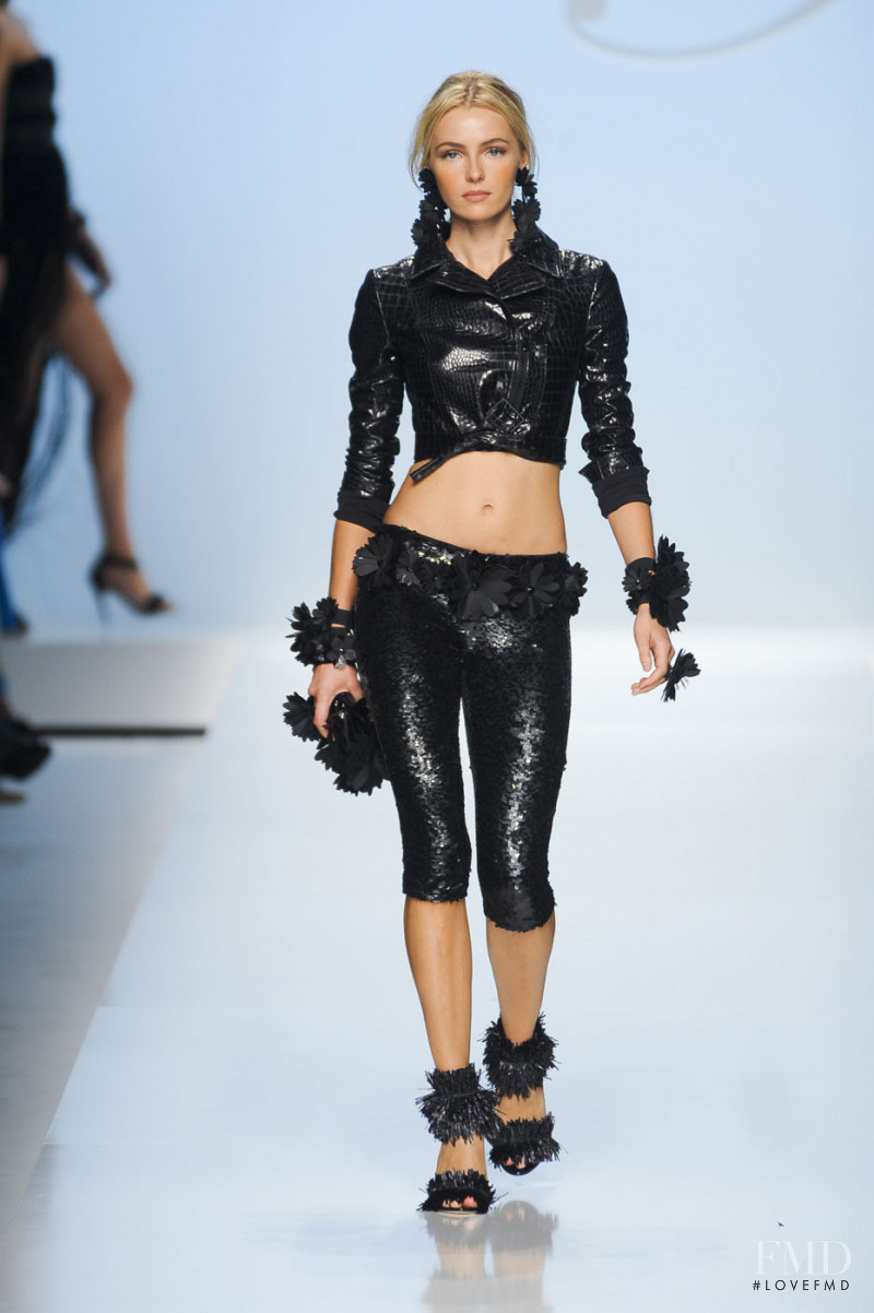 Valentina Zelyaeva featured in  the Blumarine fashion show for Spring/Summer 2012