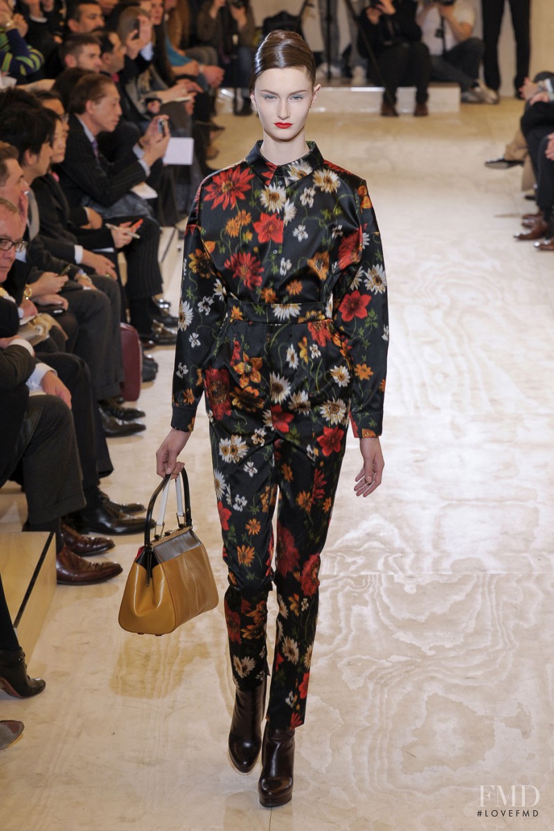 Jil Sander fashion show for Autumn/Winter 2011