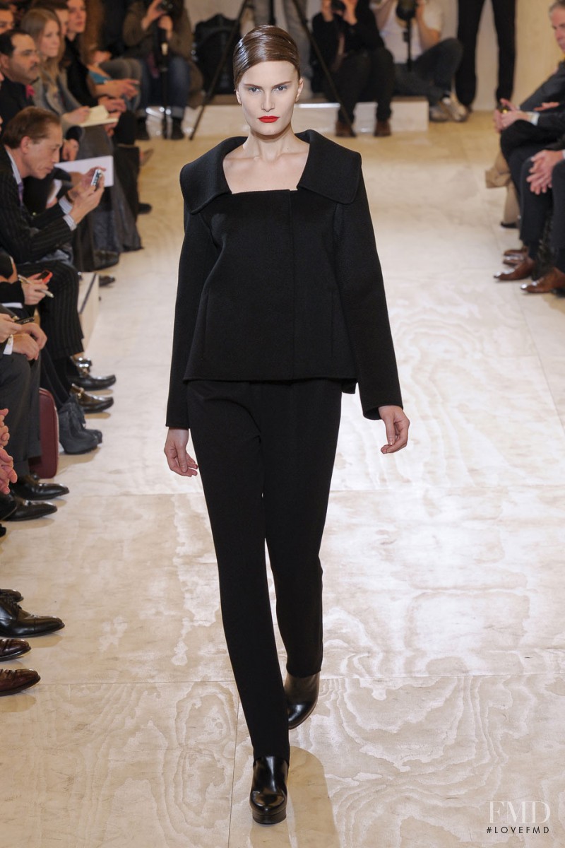 Jil Sander fashion show for Autumn/Winter 2011