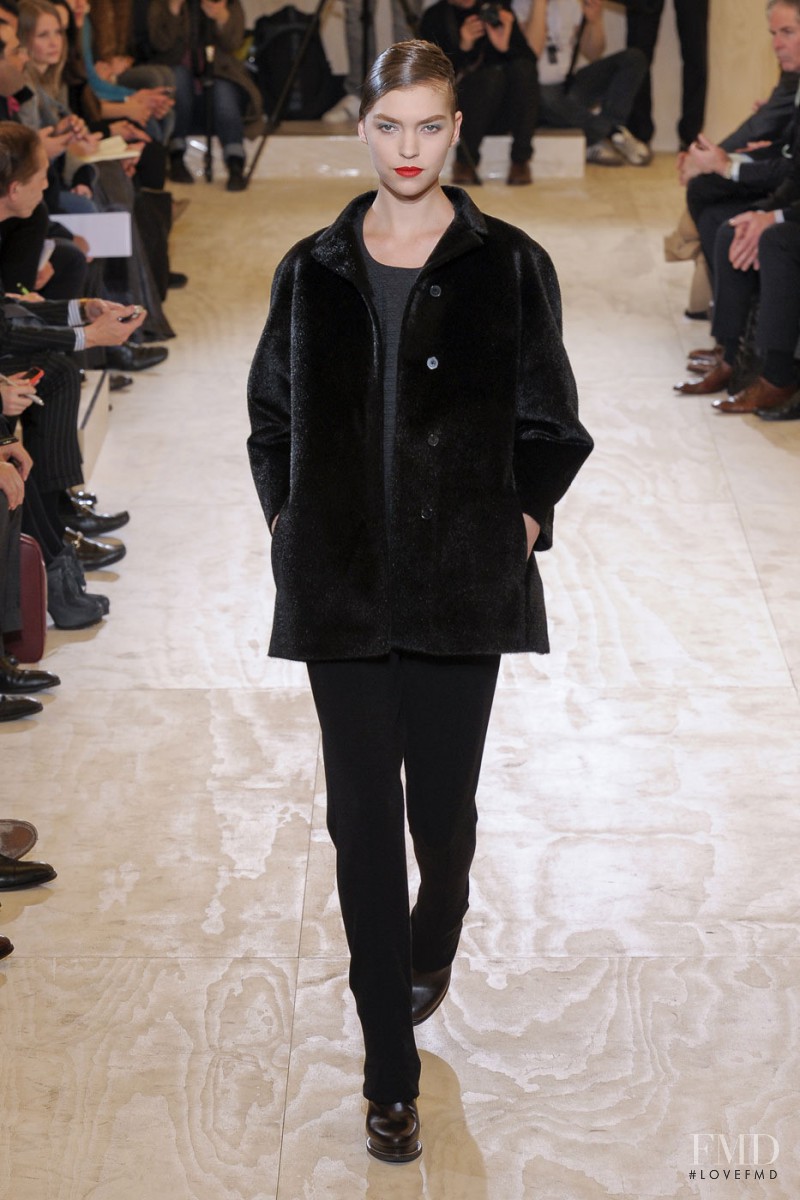 Arizona Muse featured in  the Jil Sander fashion show for Autumn/Winter 2011