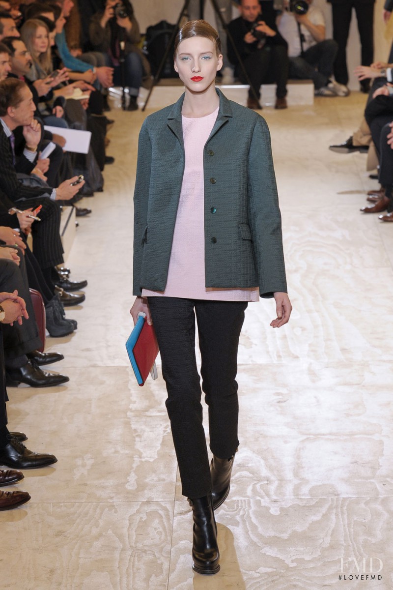 Iris Egbers featured in  the Jil Sander fashion show for Autumn/Winter 2011