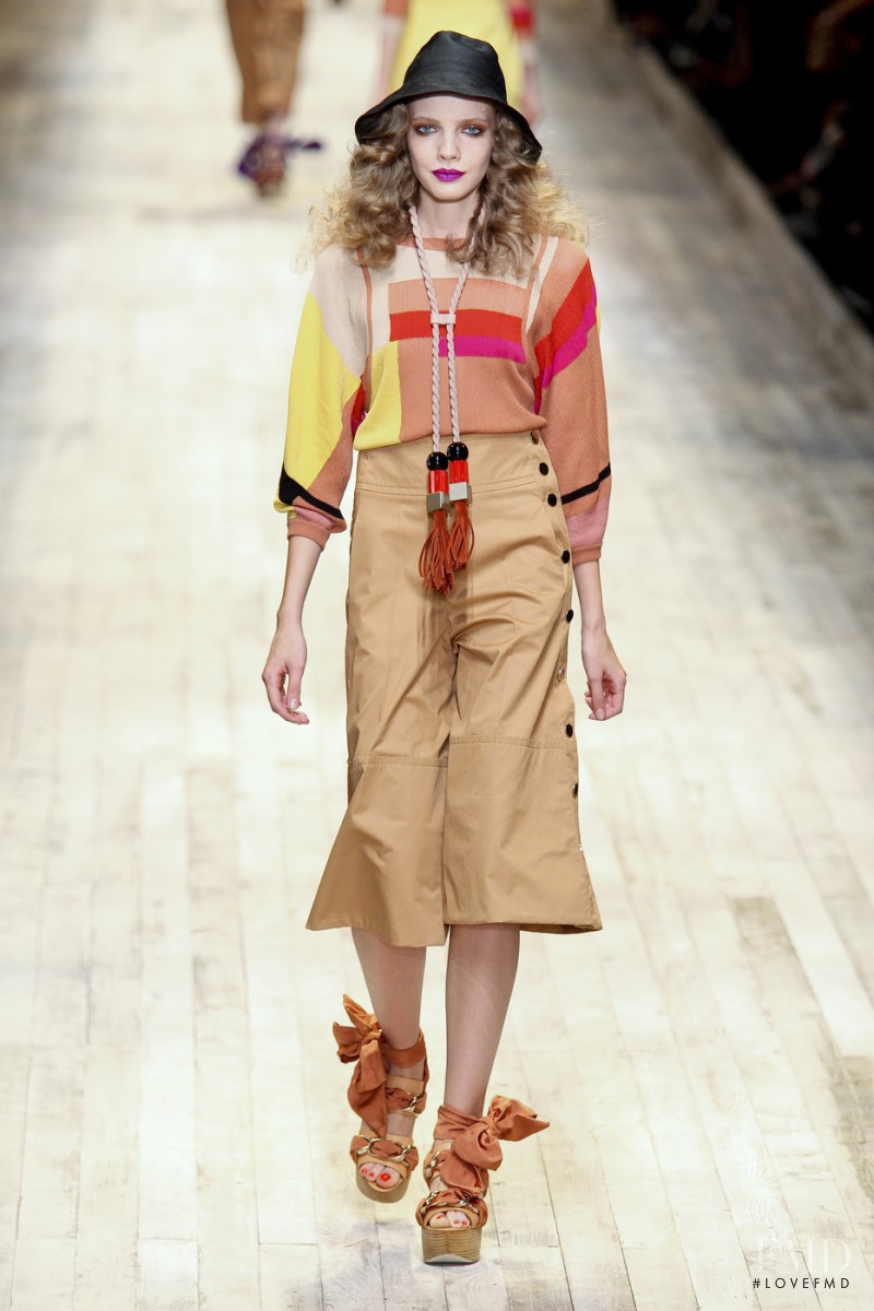 Sophie Srej featured in  the Sonia Rykiel fashion show for Spring/Summer 2011