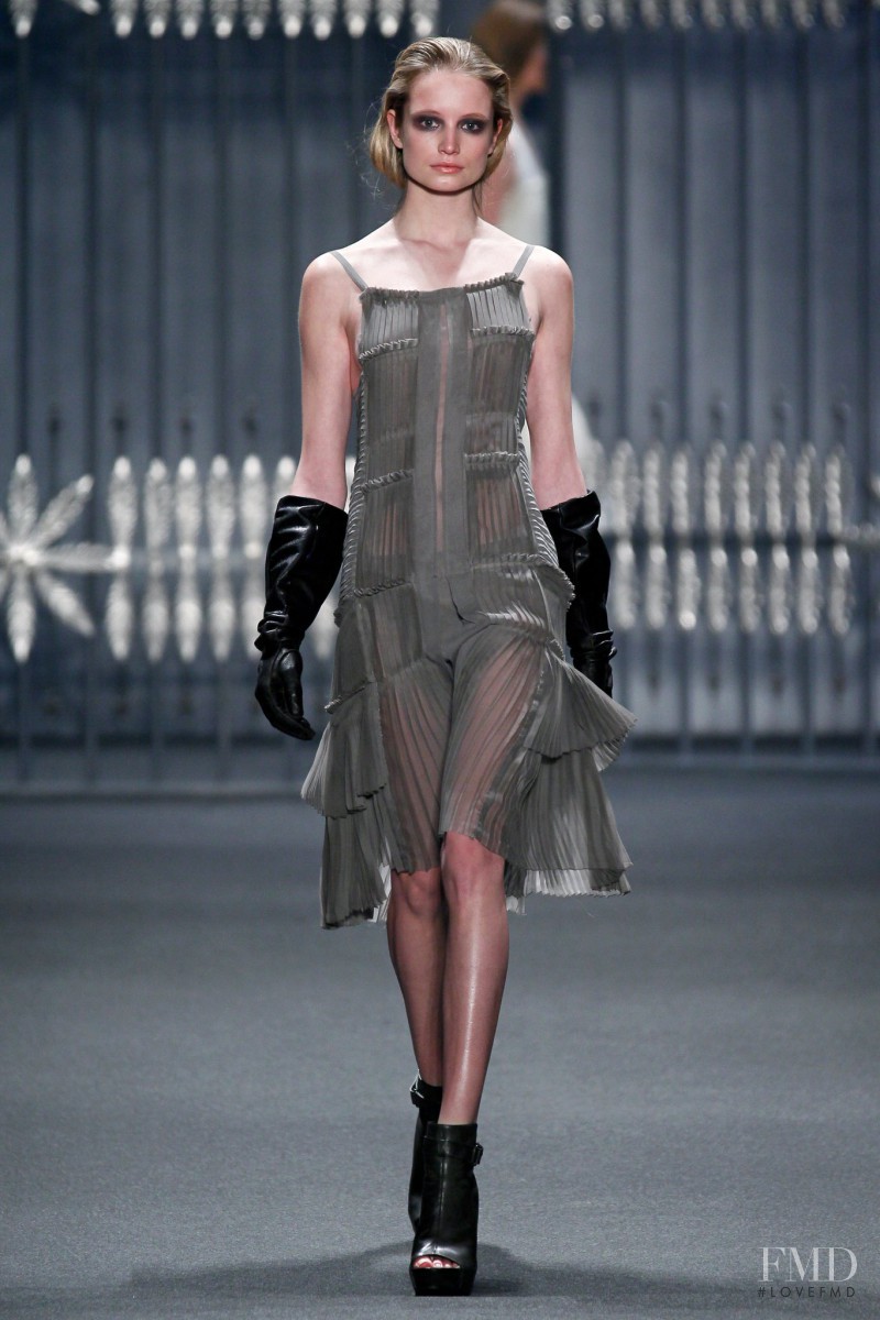 Maud Welzen featured in  the Vera Wang fashion show for Autumn/Winter 2011