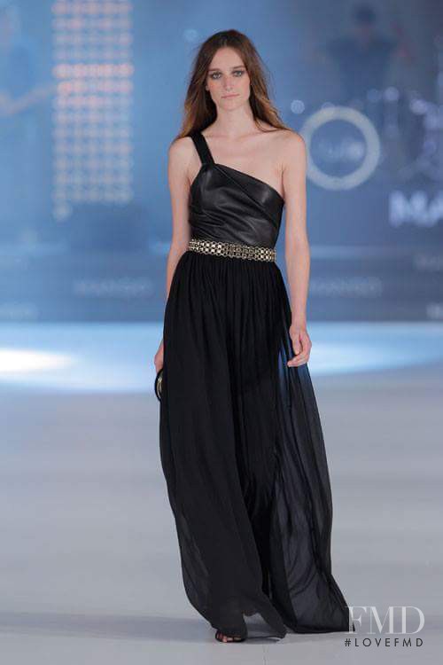 Mango fashion show for Spring/Summer 2014