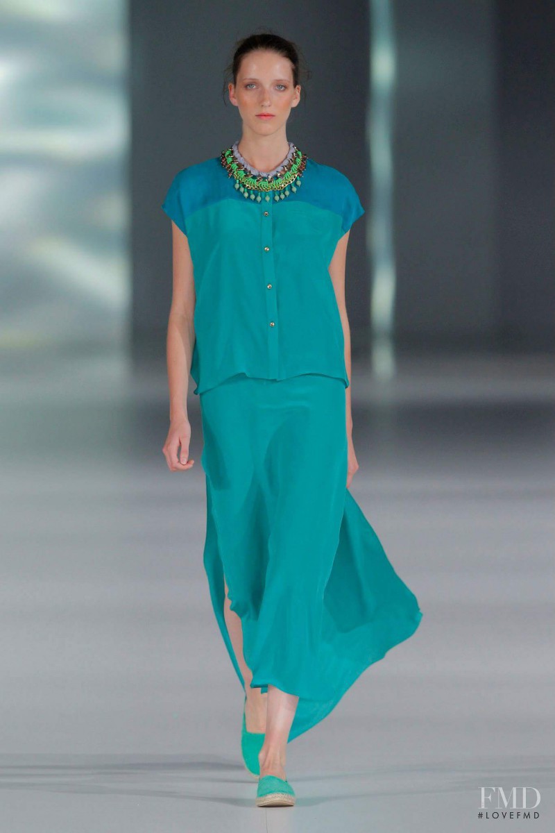 Iris Egbers featured in  the Sur fashion show for Spring/Summer 2014