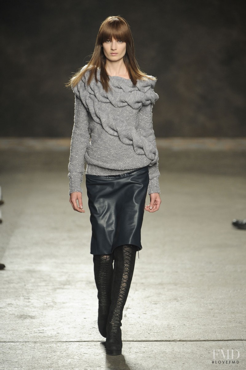 DooRi fashion show for Autumn/Winter 2011