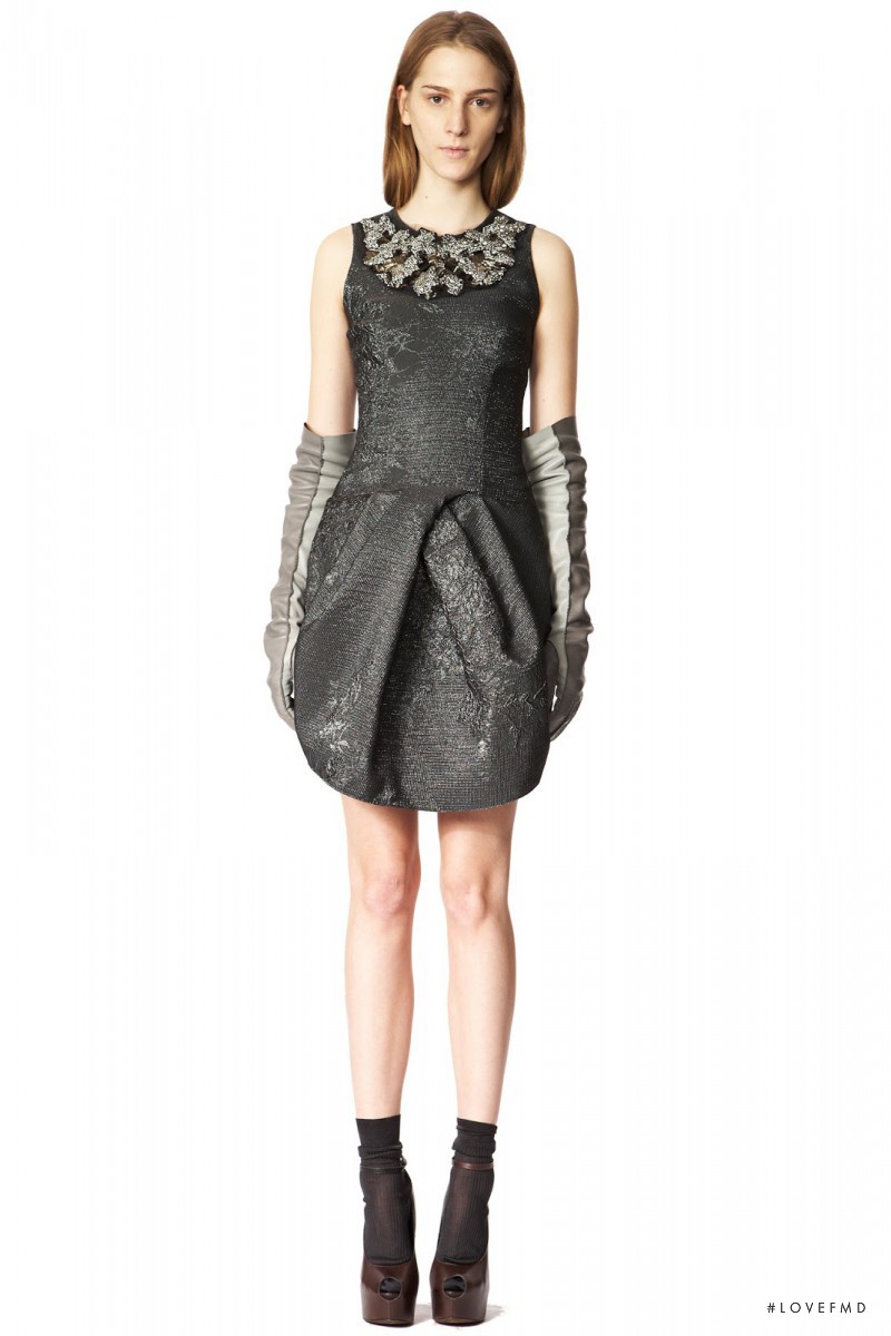 Rosanna Georgiou featured in  the Vera Wang fashion show for Pre-Fall 2013