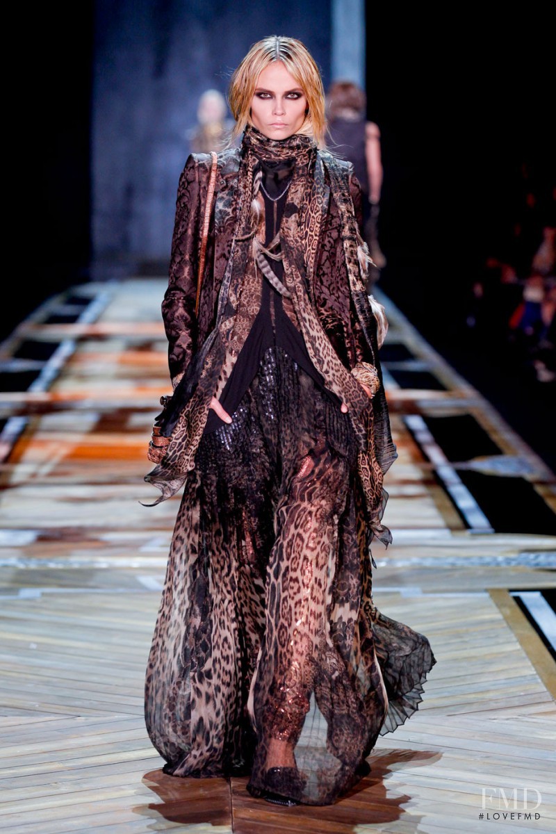 Natasha Poly featured in  the Roberto Cavalli fashion show for Autumn/Winter 2011