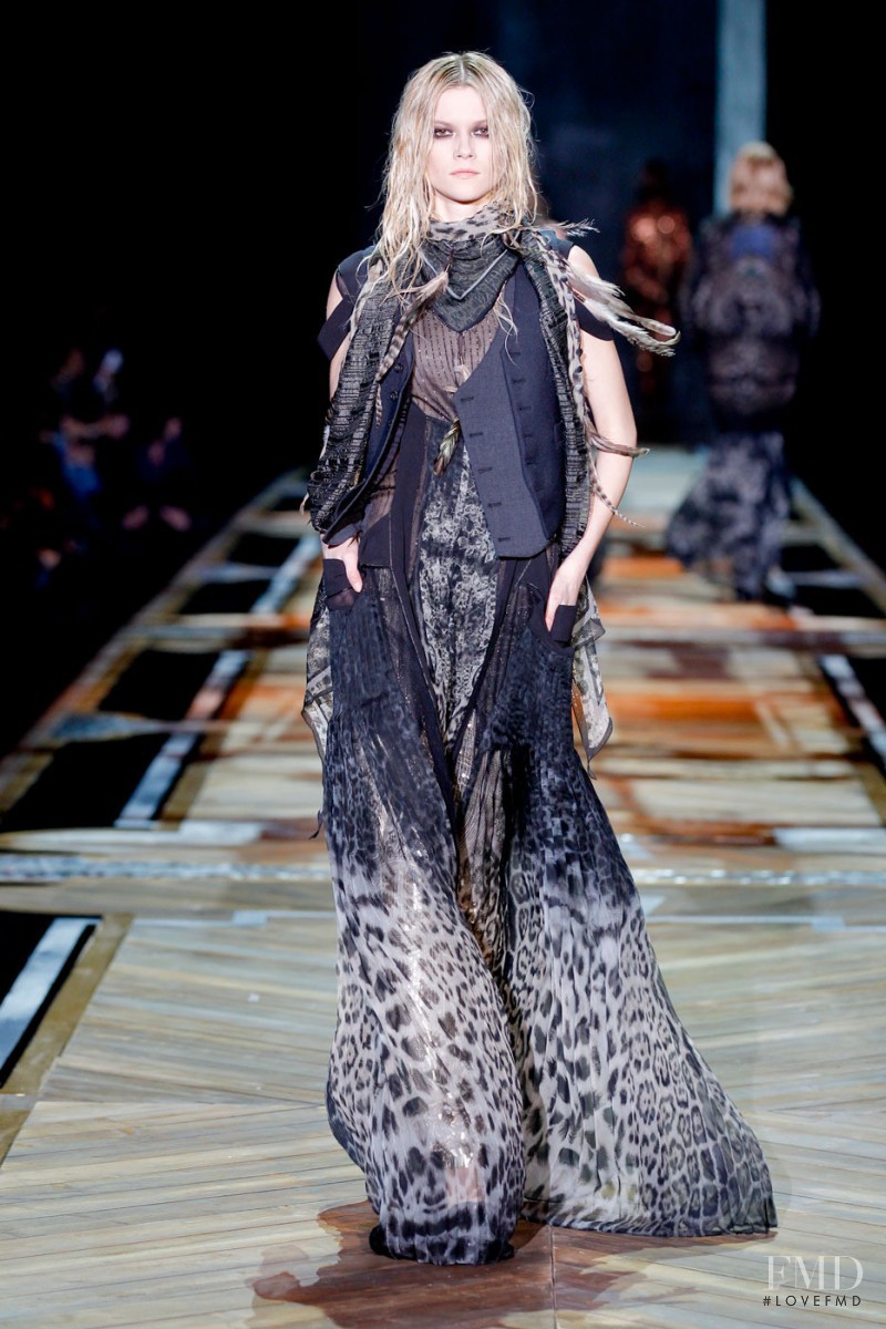 Kasia Struss featured in  the Roberto Cavalli fashion show for Autumn/Winter 2011