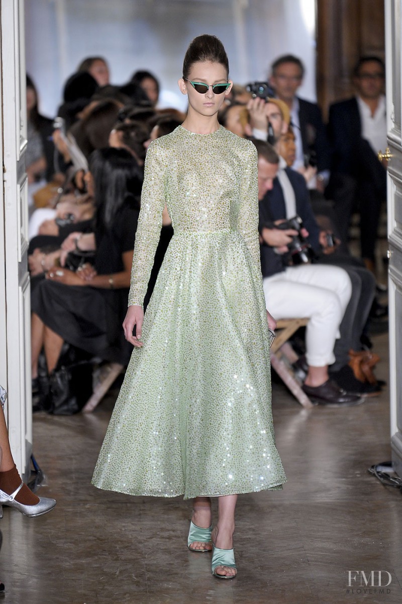 Rochas fashion show for Spring/Summer 2012
