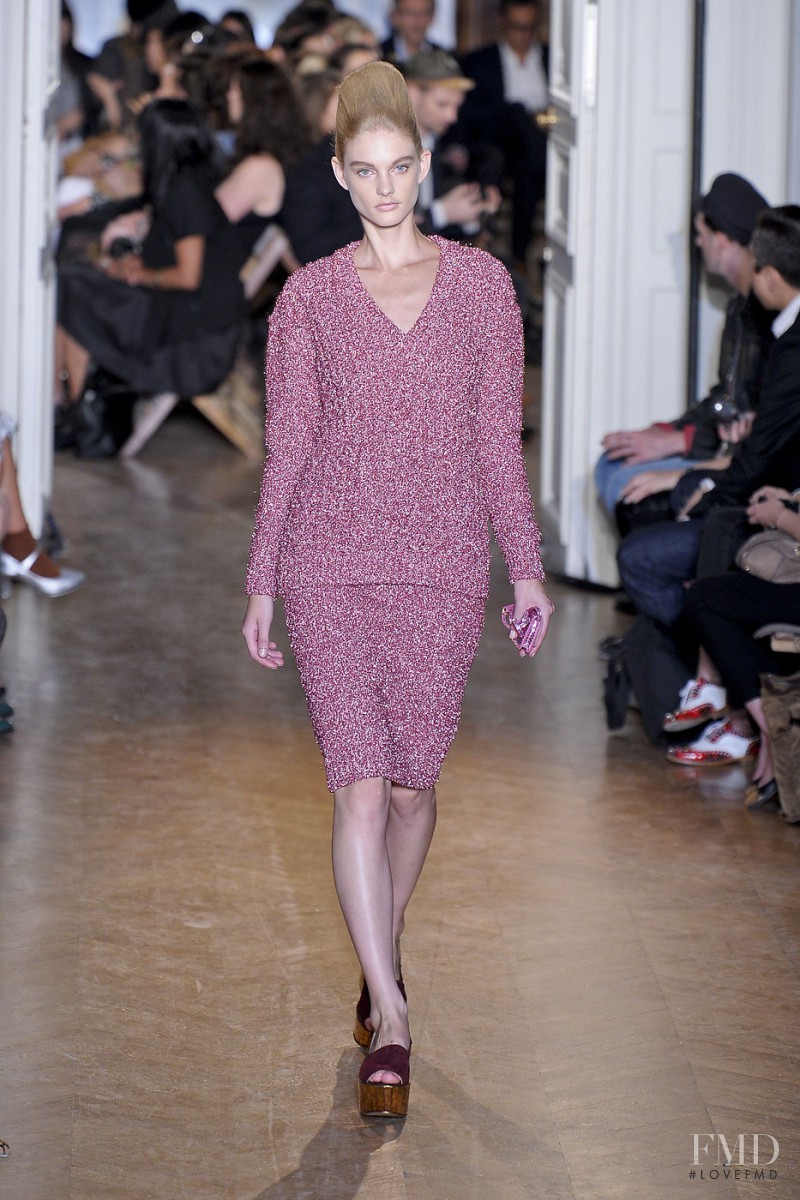 Rochas fashion show for Spring/Summer 2012