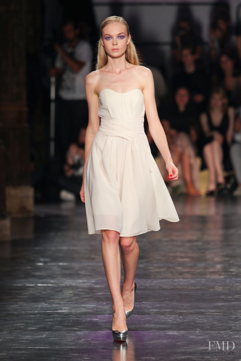 Cacharel fashion show for Spring/Summer 2012