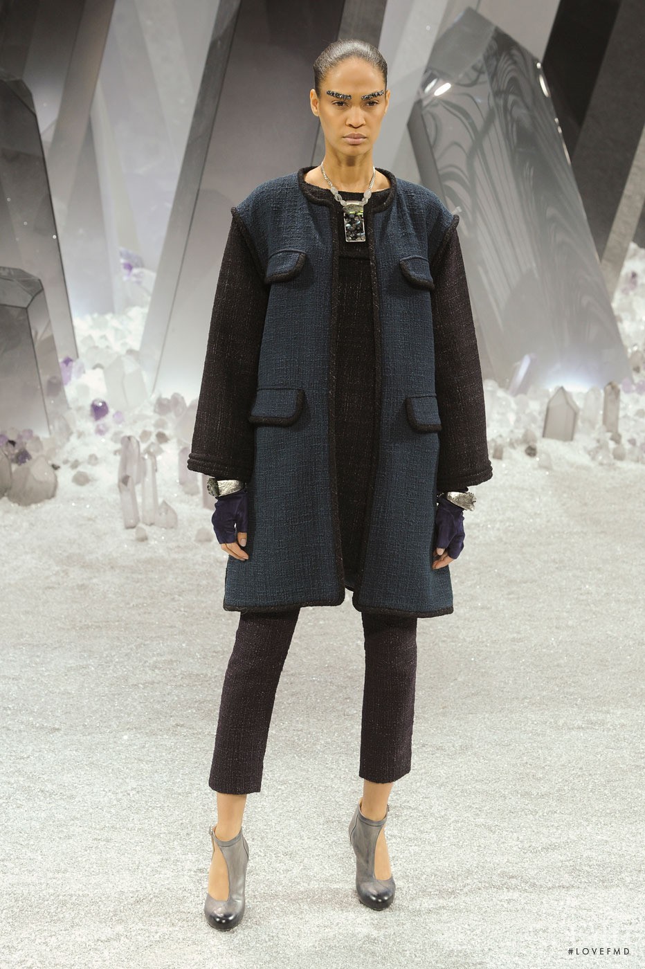 Photo feat. Joan Smalls - Chanel - Autumn/Winter 2012 Ready-to-Wear ...