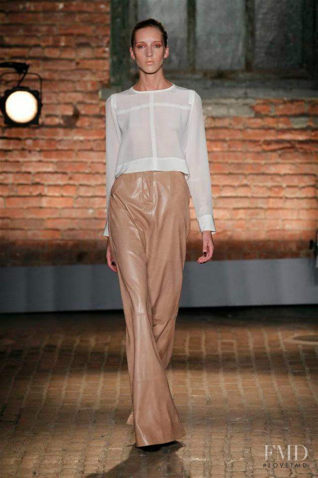 Iris Egbers featured in  the Yigal Azrouel fashion show for Spring/Summer 2012