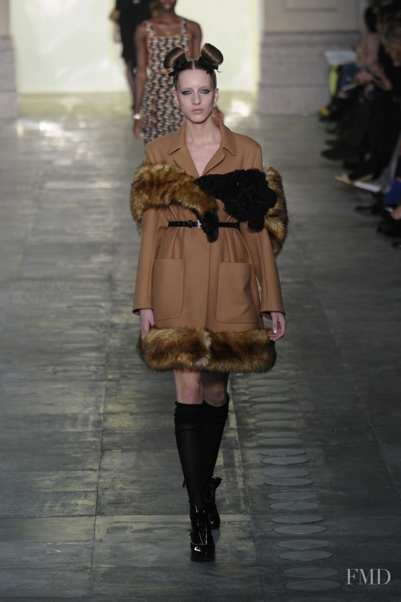 Iris Egbers featured in  the Topshop fashion show for Autumn/Winter 2011