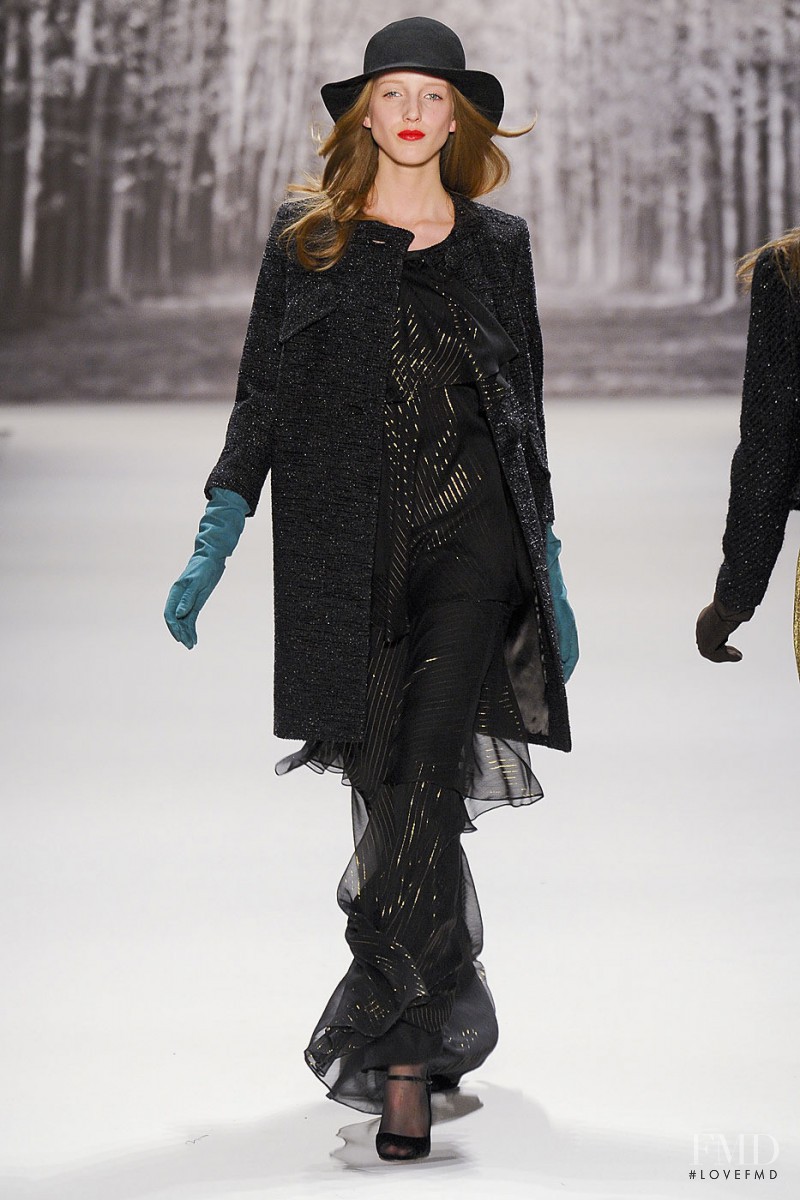 Iris Egbers featured in  the Milly fashion show for Autumn/Winter 2011