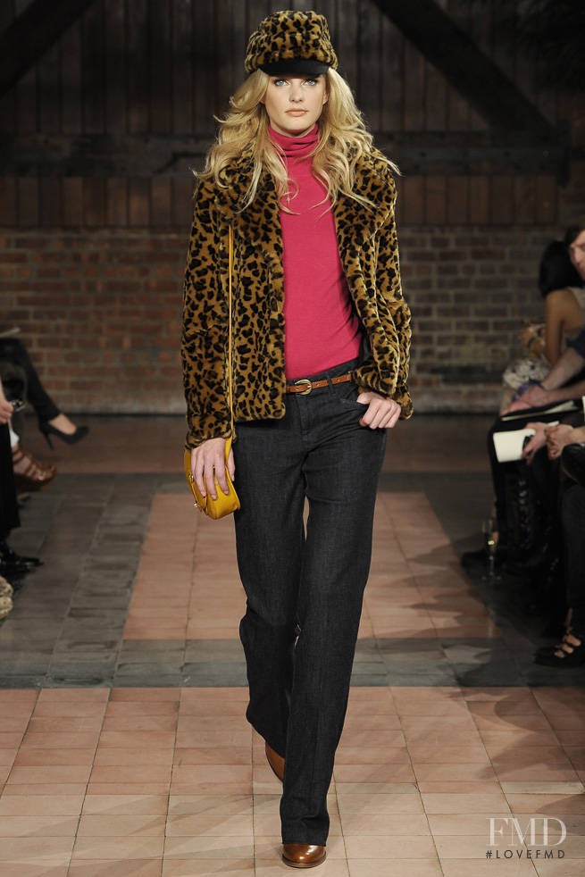 Banana Republic fashion show for Autumn/Winter 2011