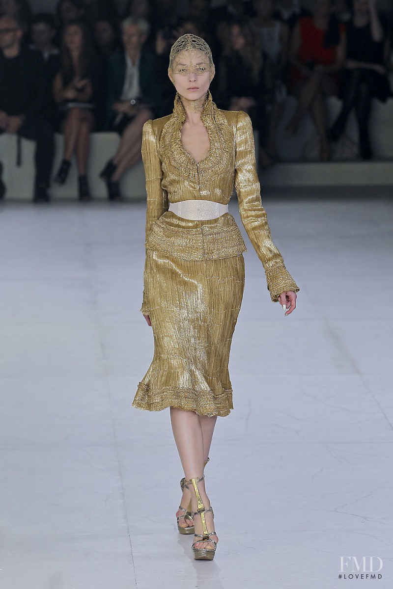 Marte Mei van Haaster featured in  the Alexander McQueen fashion show for Spring/Summer 2012