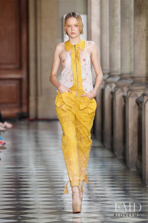 Mal-Aimï¿½e fashion show for Spring/Summer 2012