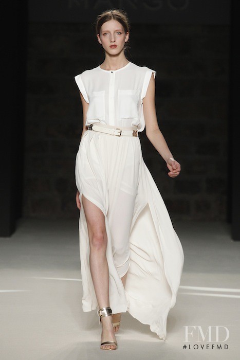 Iris Egbers featured in  the Mango fashion show for Spring/Summer 2012