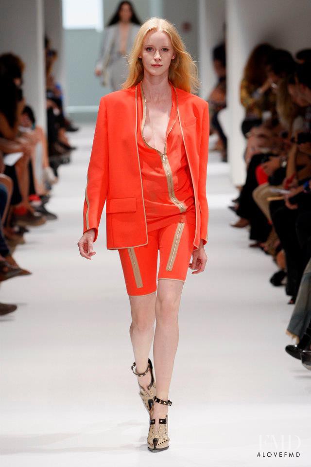 Felipe Oliveira Baptista fashion show for Spring/Summer 2012