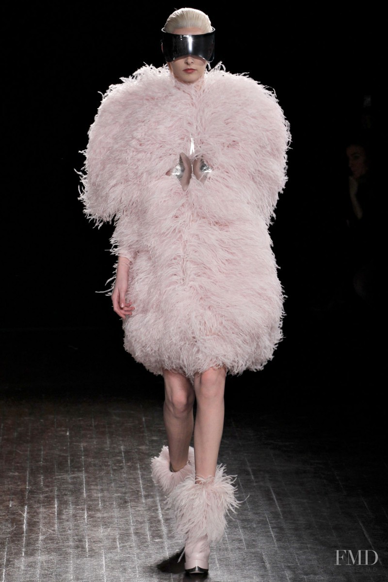 Elza Luijendijk Matiz featured in  the Alexander McQueen fashion show for Autumn/Winter 2012