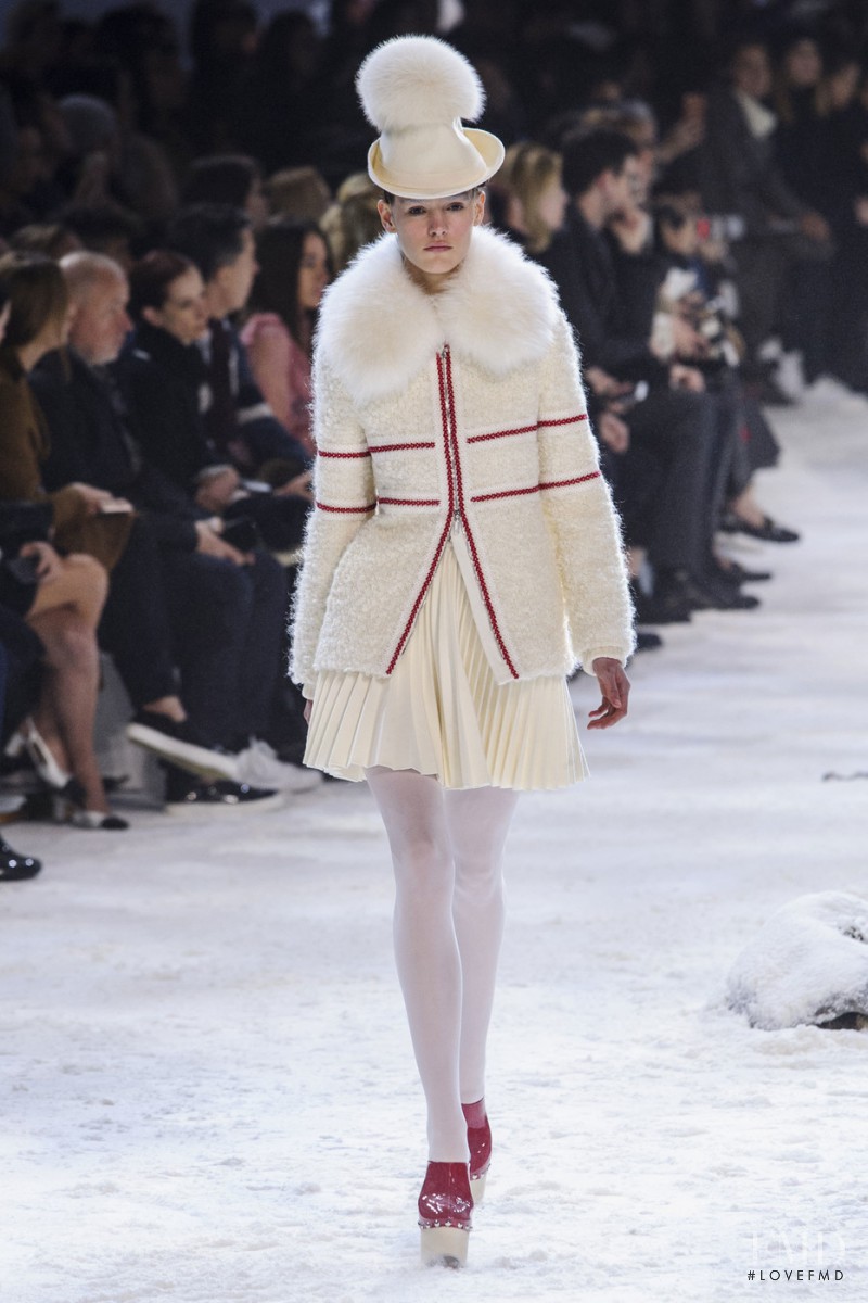 Moncler Gamme Rouge fashion show for Autumn/Winter 2016