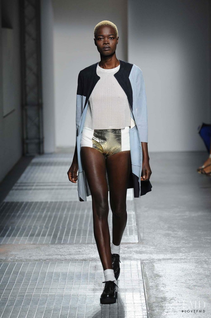 DROMe fashion show for Spring/Summer 2015