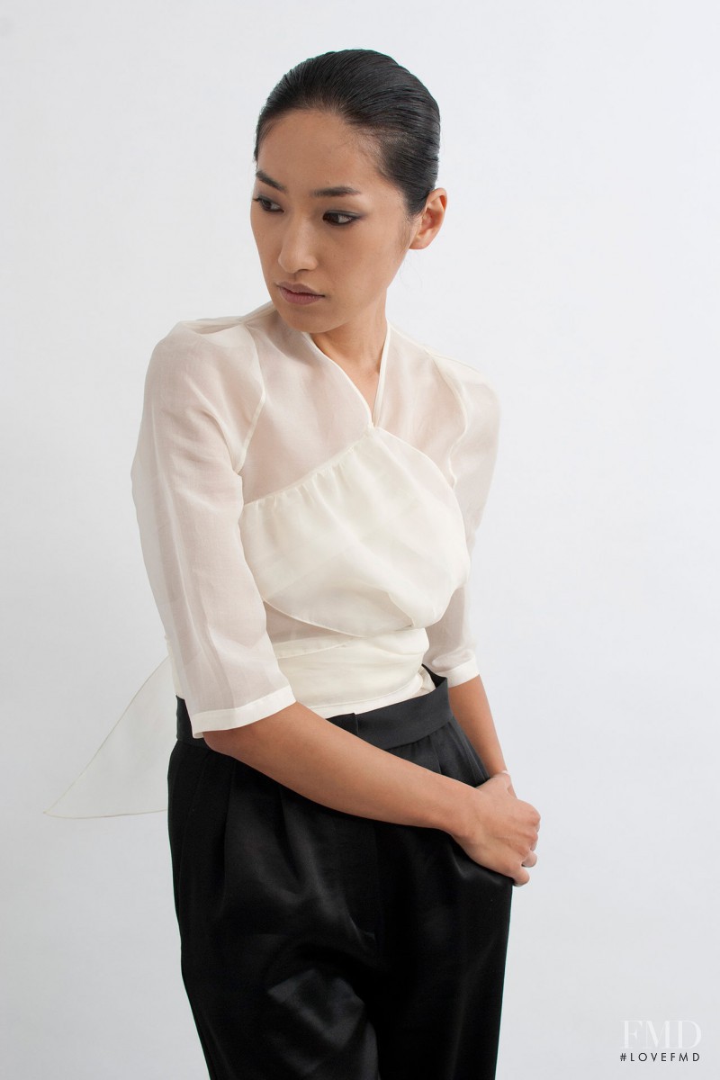 Gigi Jeon featured in  the Isa Arfen fashion show for Autumn/Winter 2014
