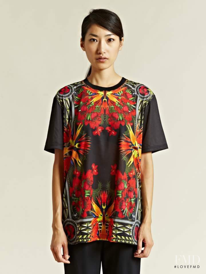 Gigi Jeon featured in  the LN-CC catalogue for Spring/Summer 2012