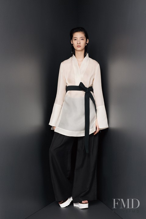 Cici Xiang Yejing featured in  the ZhuChongYun lookbook for Autumn/Winter 2015