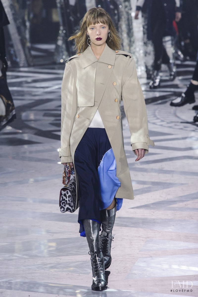 Ulrikke Hoyer featured in  the Louis Vuitton fashion show for Autumn/Winter 2016