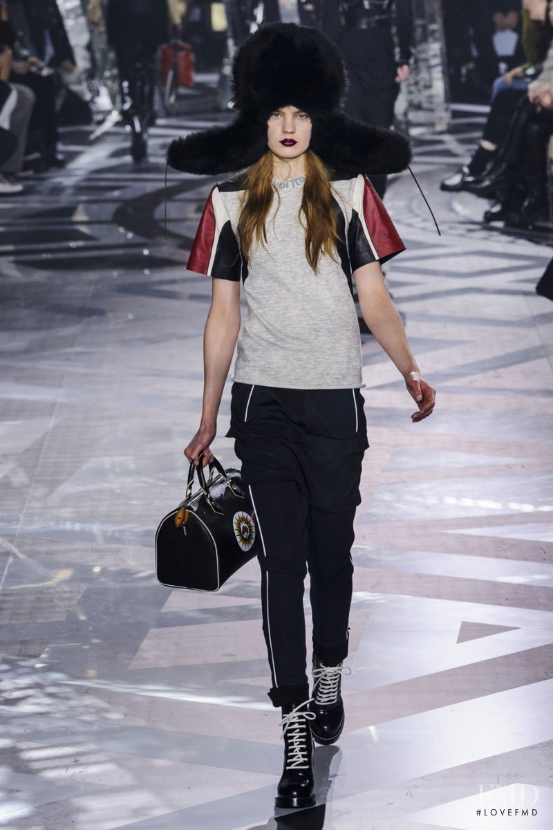 Louis Vuitton fashion show for Autumn/Winter 2016