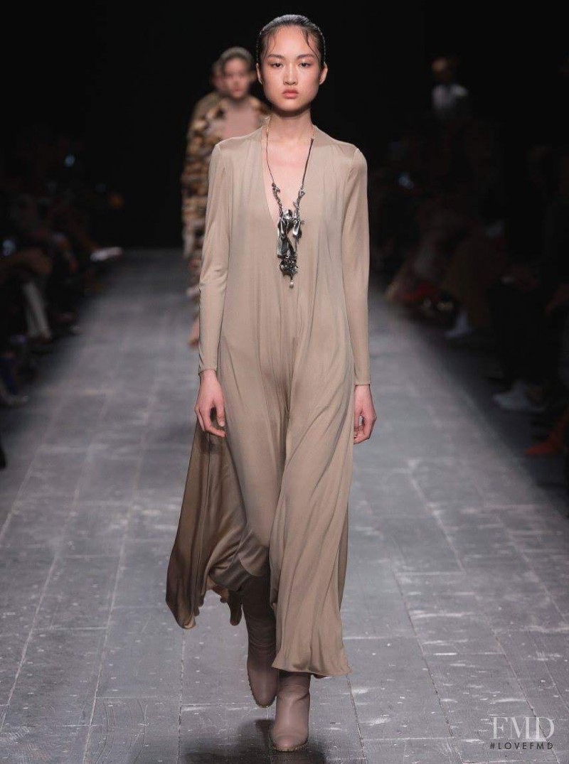Jing Wen featured in  the Valentino fashion show for Autumn/Winter 2016