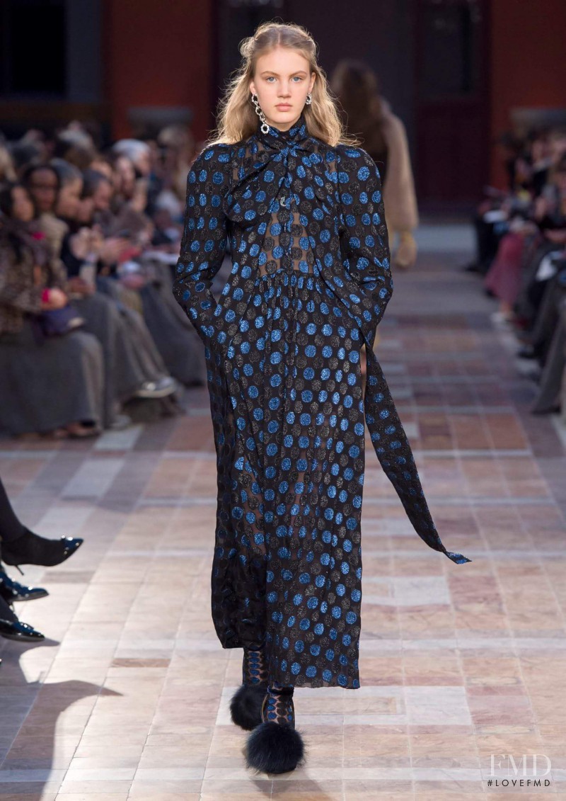 Noa Vermeer featured in  the Sonia Rykiel fashion show for Autumn/Winter 2016
