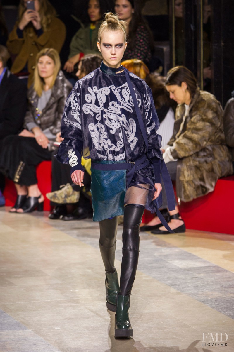 Julie Hoomans featured in  the Sacai fashion show for Autumn/Winter 2016