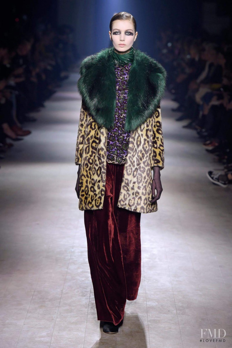 Isabella Ridolfi featured in  the Dries van Noten fashion show for Autumn/Winter 2016